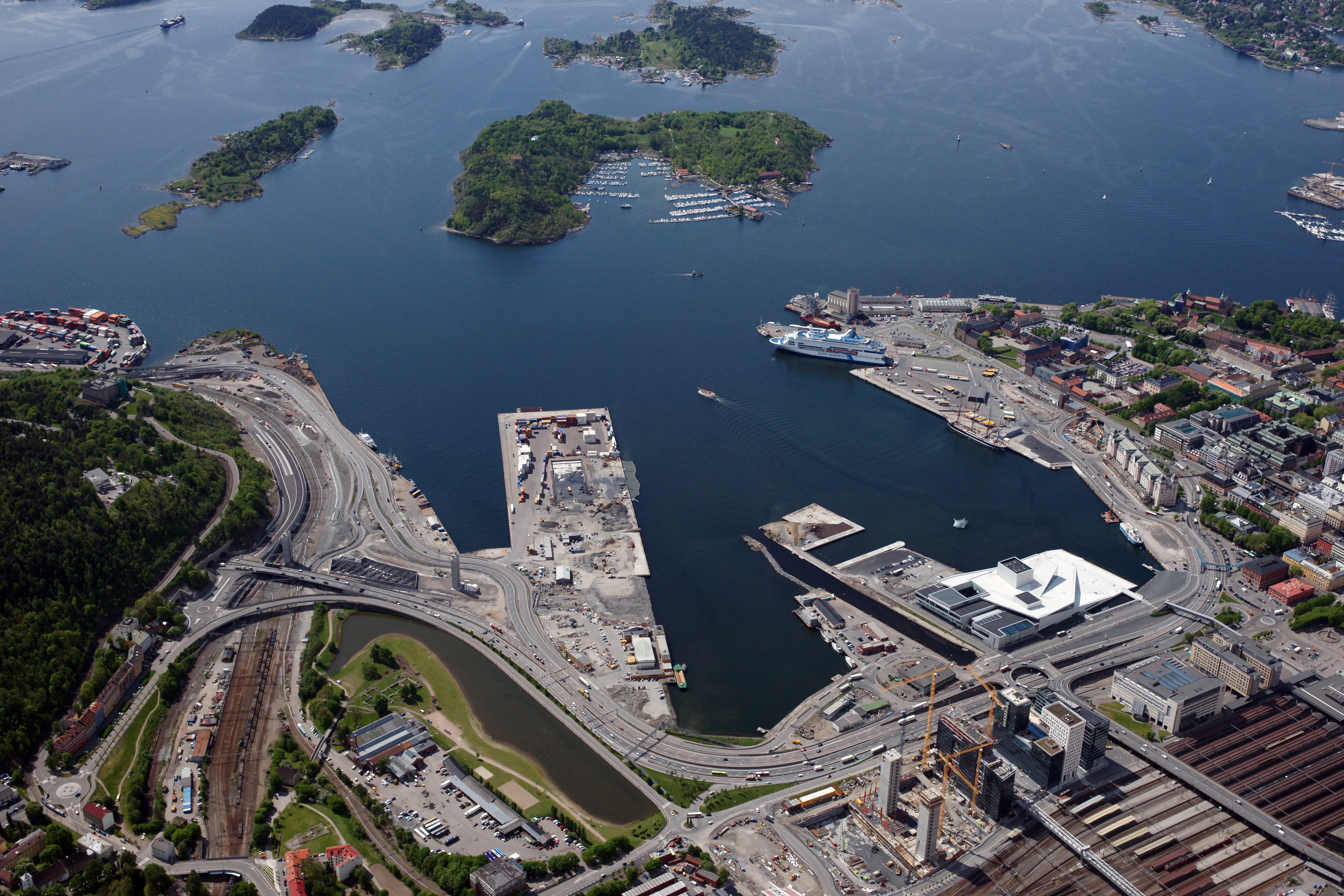 Oslo seen from above, Photo: Lasse Tur