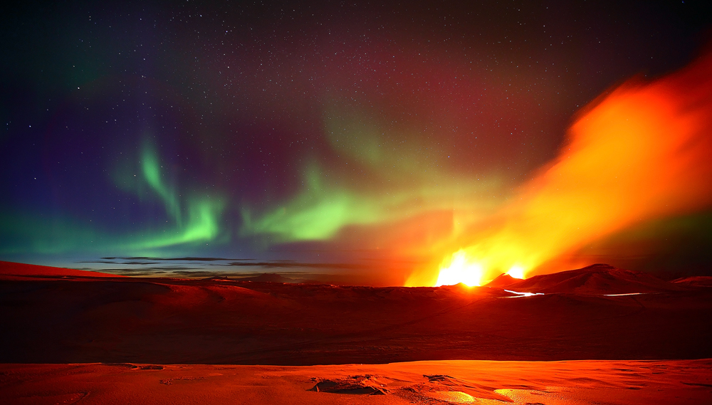 100614_Arctic_skies