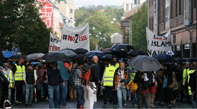 030914_Muslims_protest_against_ISIS_in_Oslo