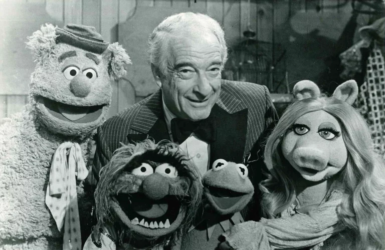 A Smile is the Shortest Distance – A Tribute to Victor Borge