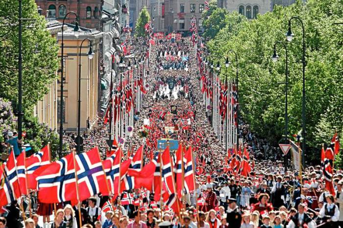 120215-Norwegian.Constitution-day-celebration-in-oslo