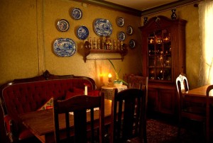 220515-paulsens-hotel-interior-lyngdal-norway