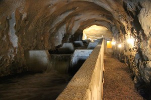 220515-salmon-tunnel-lyngdal-norway