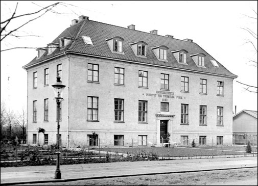 131015-University-of-Copenhagen's-institute-for-theoretical-physics