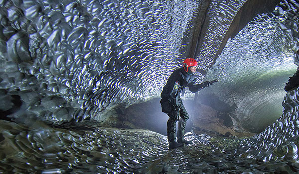 Totally unexpected, a big cave in the underground system