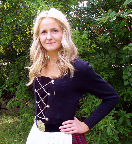 Knitting model from Faroe Islands