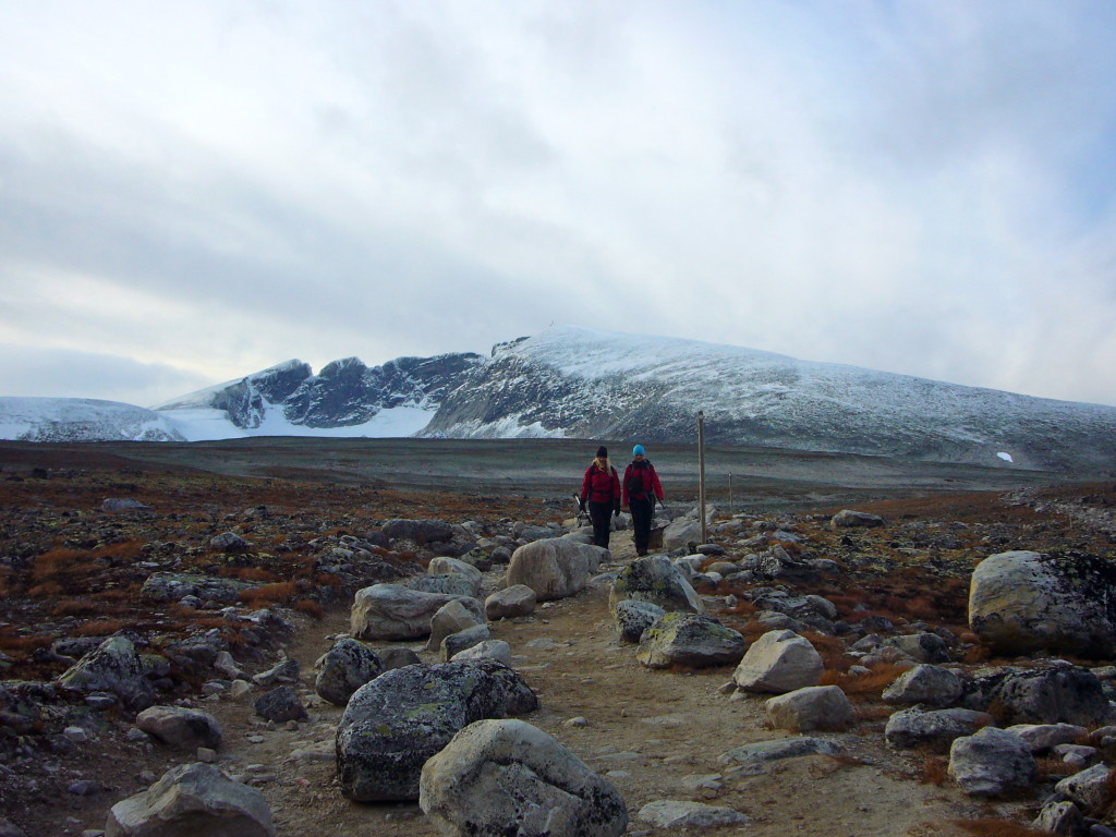 200616-hiking-to-snoheim
