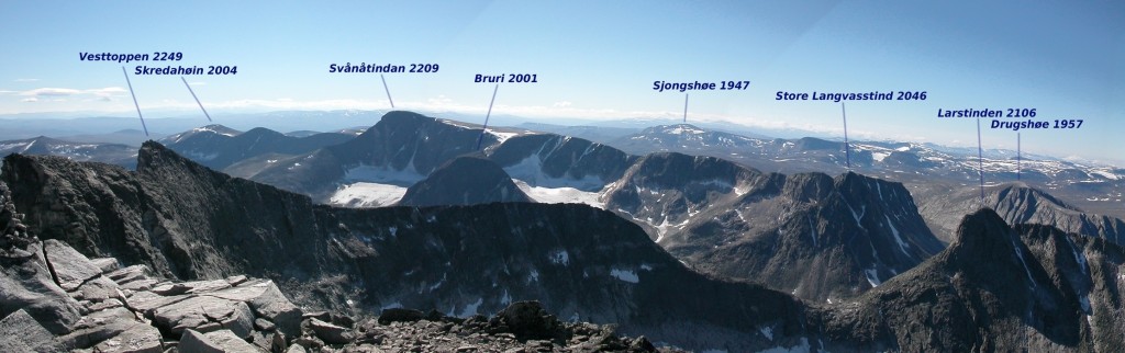 Snøhetta mountain massiv