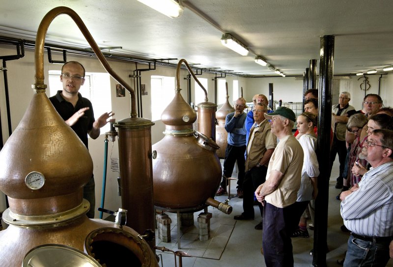 010916-inside-stauning-whisky-destillery