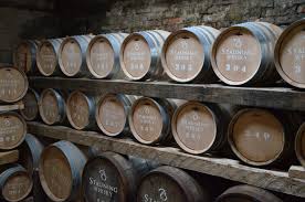 010916-stauning-whisky-barrels