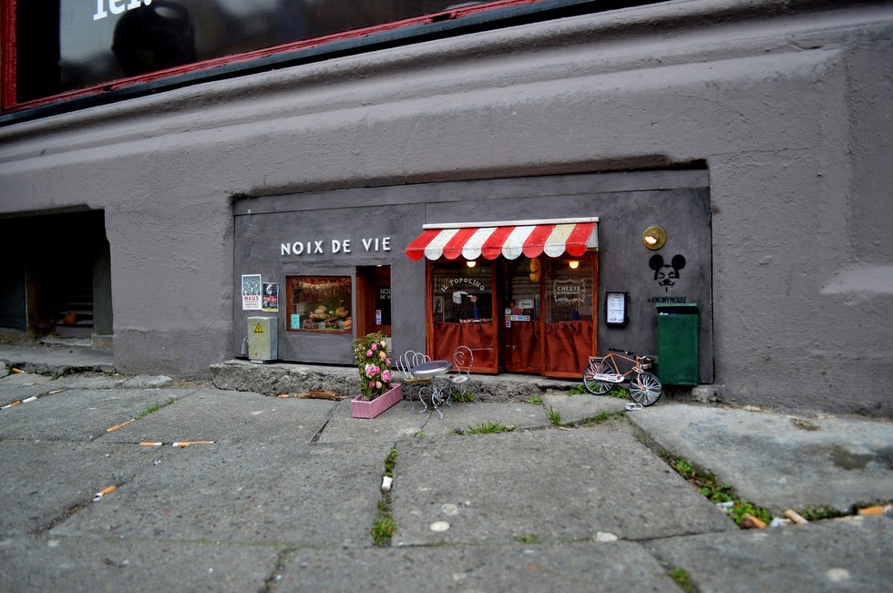 Mouse-Sized Restaurant in Sweden