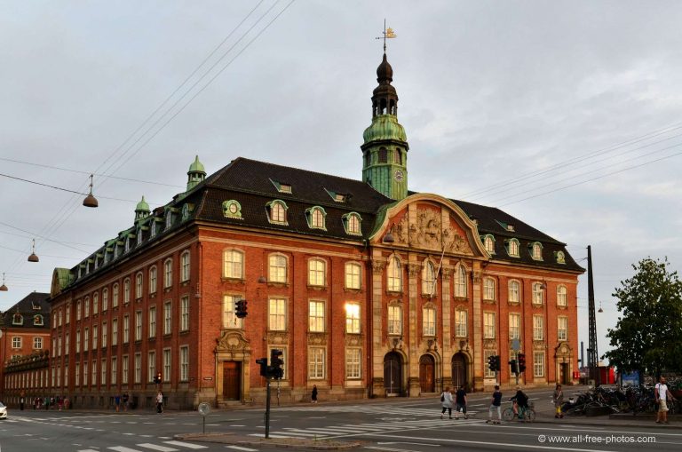 Classical Post Office in Copenhagen will be converted into Luxury Hotel