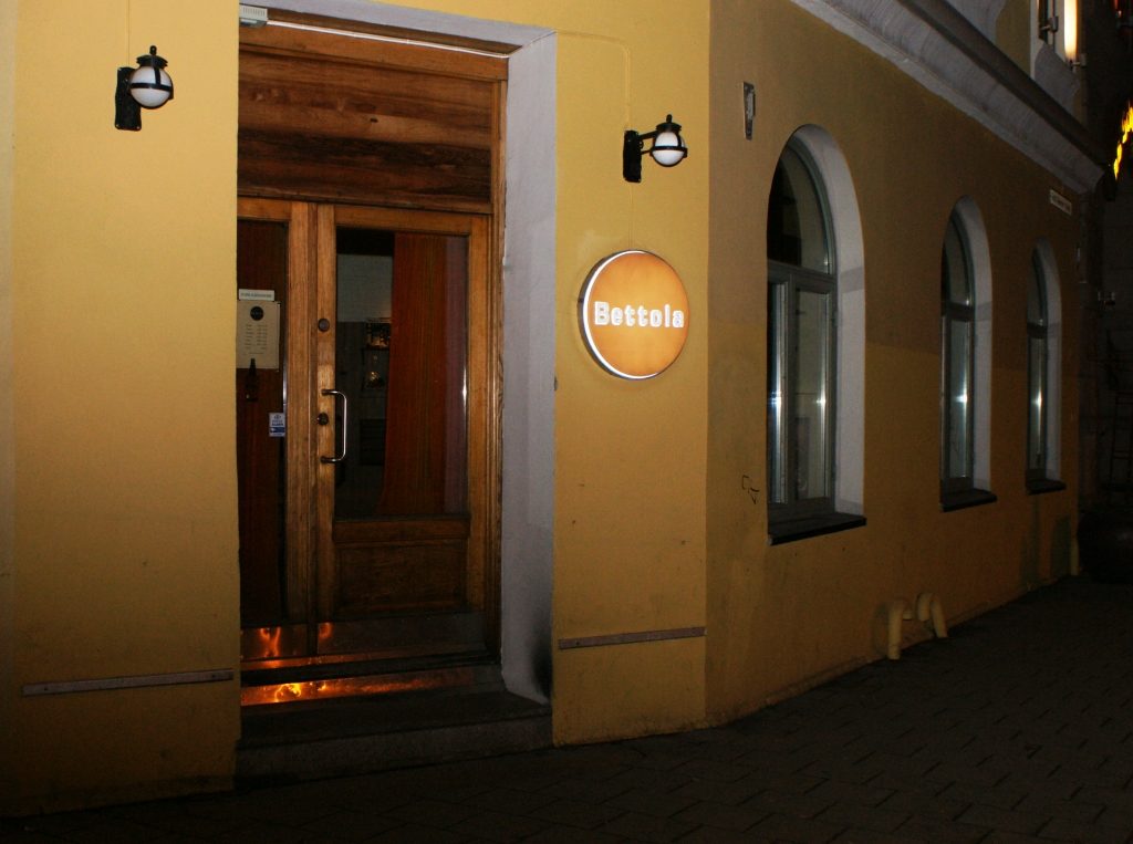 Selected Cocktail Bars in Oslo