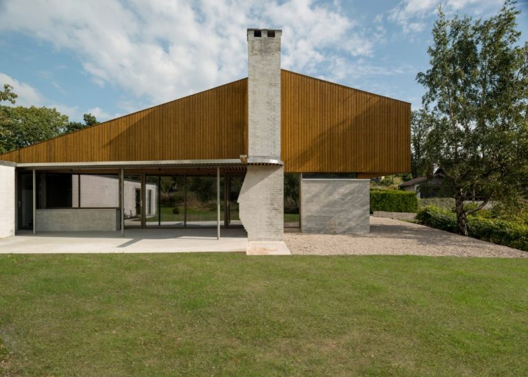 Tailormade House for Retired Couple in Norway