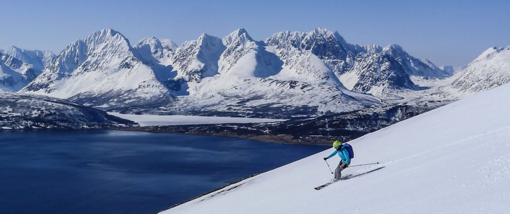 Northern Lights and Midnight Sun Skiing in Norway