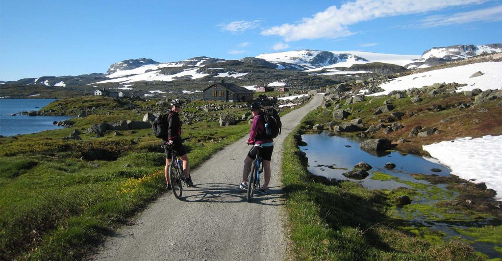 The 10 Most Popular Mountain Hiking Trails in Norway