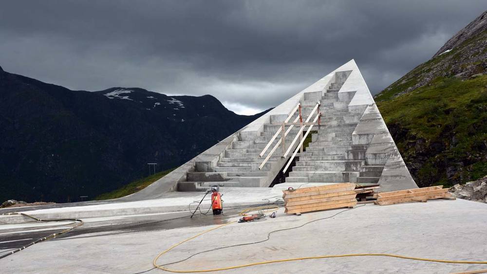 Norwegian National Tourist Road Initiative Contributes to increased Local Value