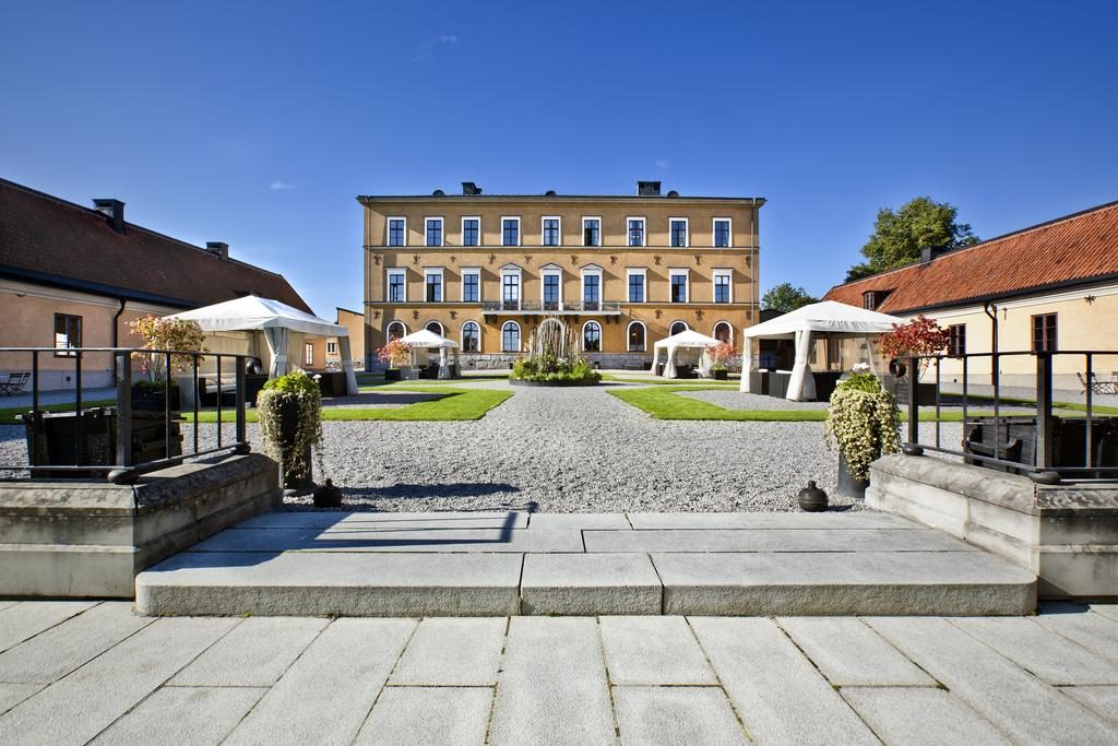 Top 10 Romantic Hotels to Escape to in Scandinavia This Season