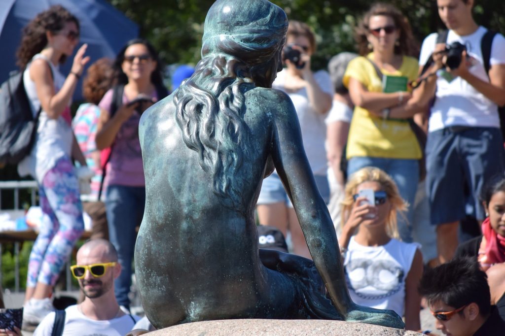 5 Ways To Travel Well In Scandinavia While On A Budget
