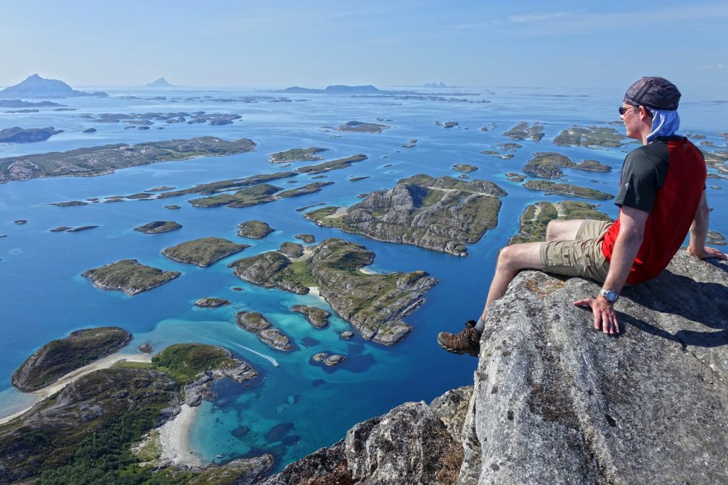 Climbing Norwegian Mountains - Step by Step